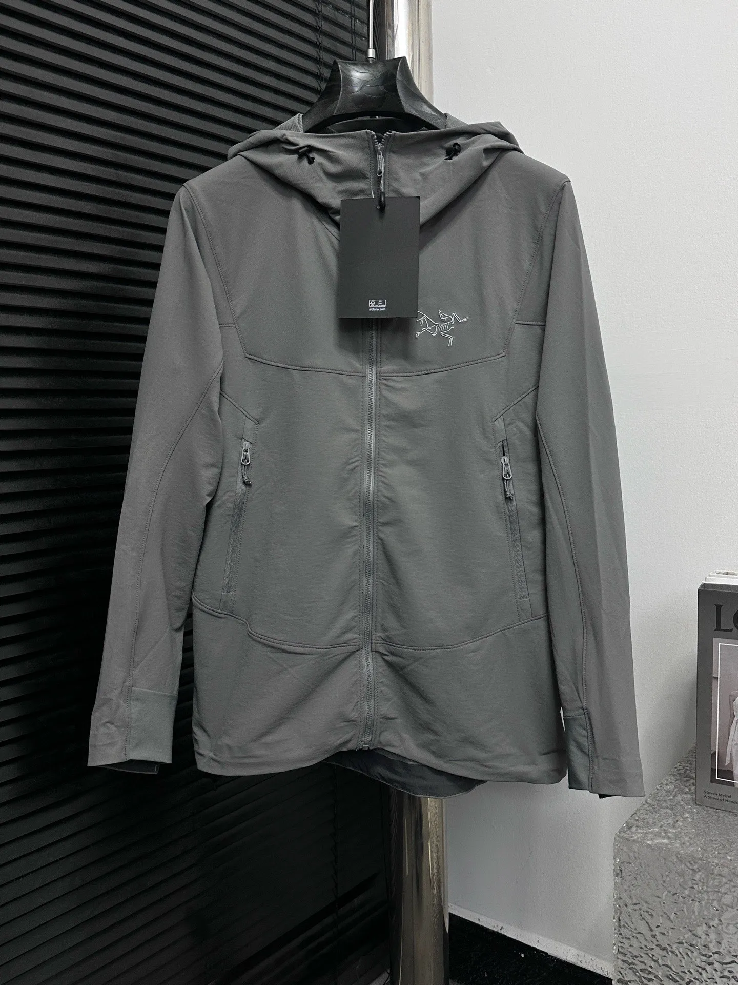 GAMMA LIGHTWEIGHT hoody 。 Gamma Series Gamma sl ， ， ， ， ， LT Series ， 。 ， ， ， ， ， ； Series ， ； Same Style Size： XS-XXL